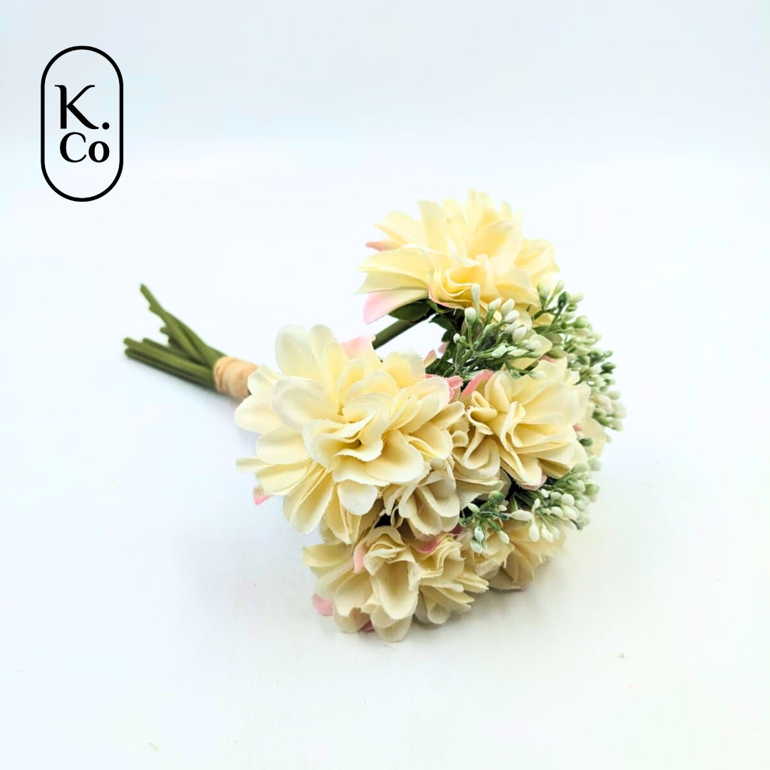 Yellow dahlia flower bunch