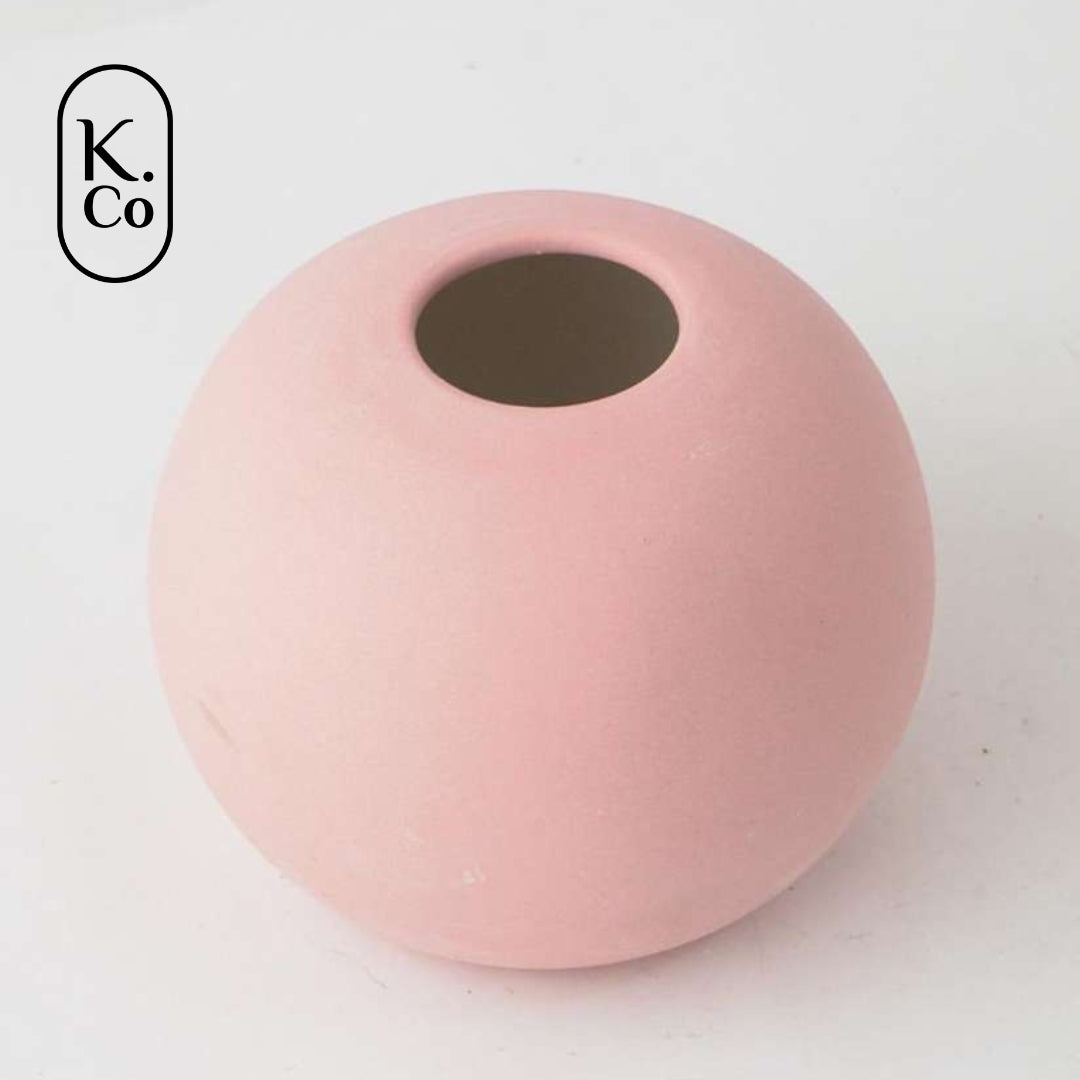 Cooee vase