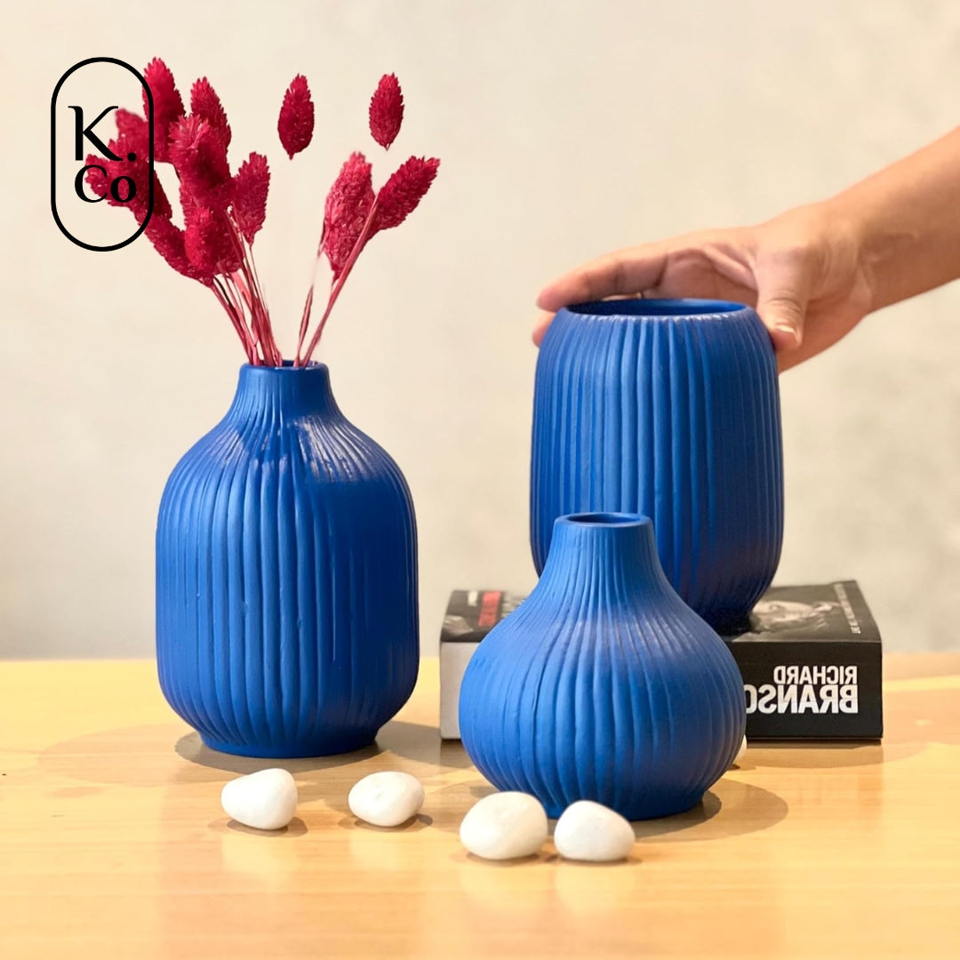 Ivory vase set