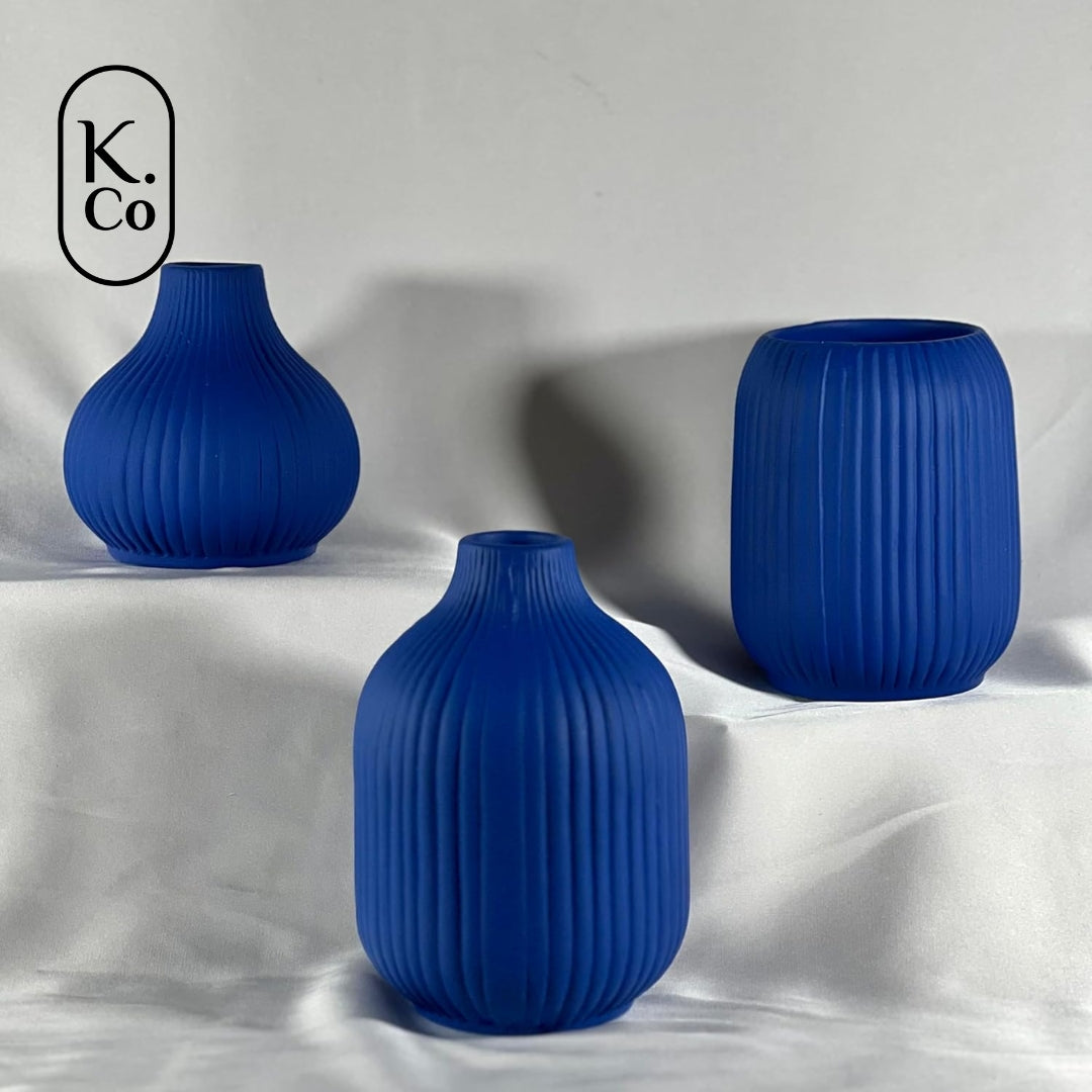 Ivory vase set