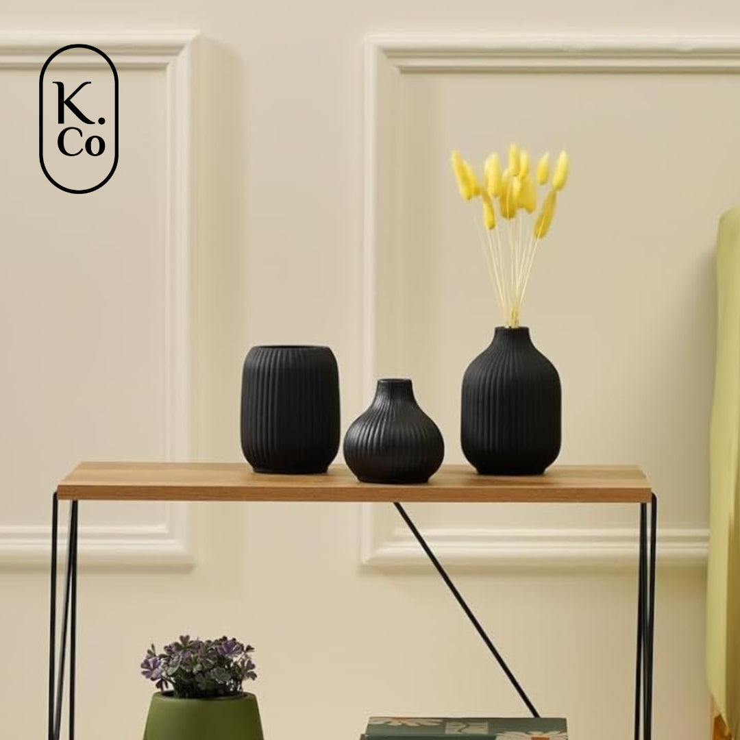 Ivory vase set