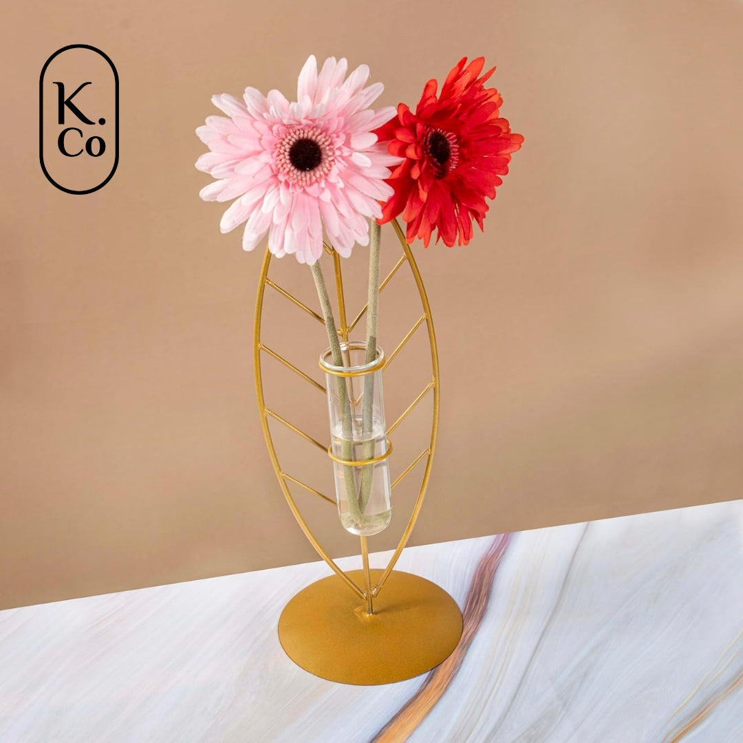 Leaf vase