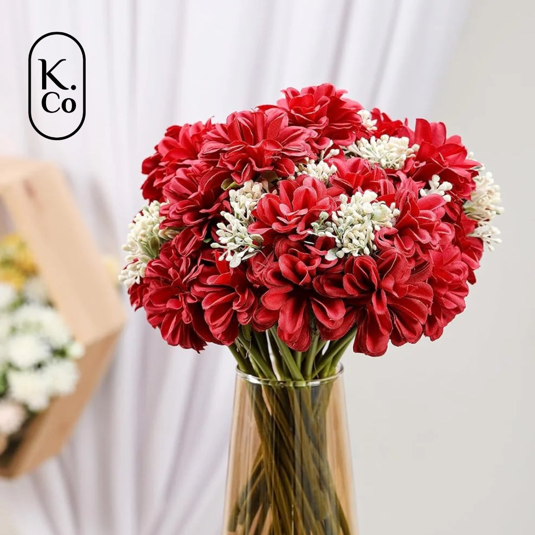Red dahlia flower bunch