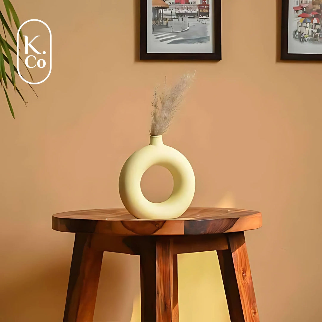 Donut vase