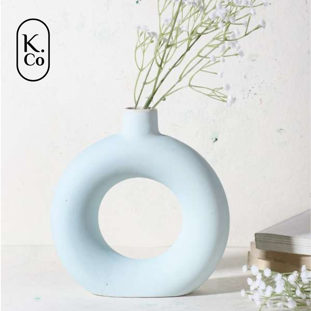 Donut vase