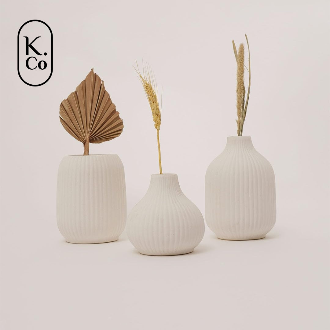 Ivory vase set