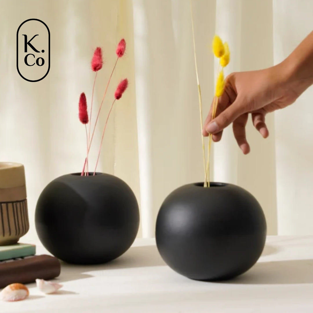 Cooee vase