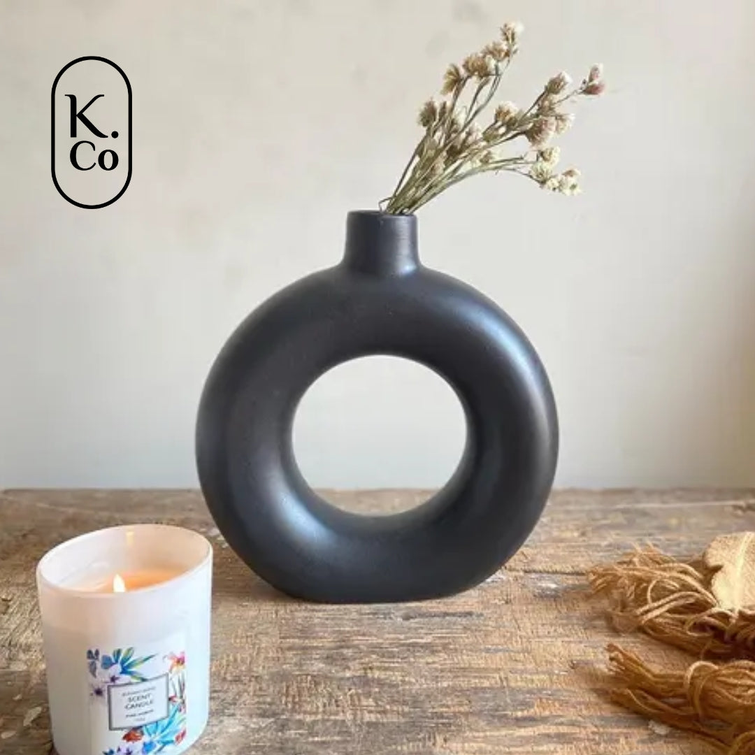Donut vase