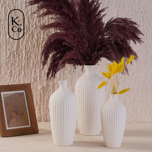 Saroi vase
