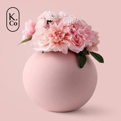 Cooee vase