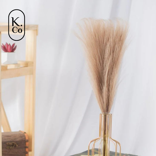 Fluffy artificial pampas grass
