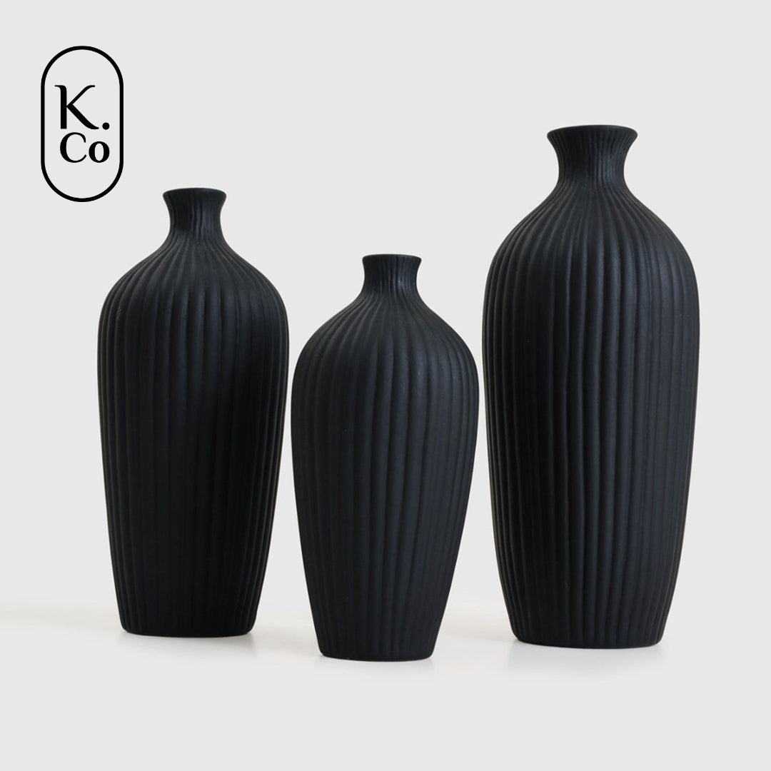 Saroi vase