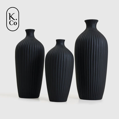 Saroi vase