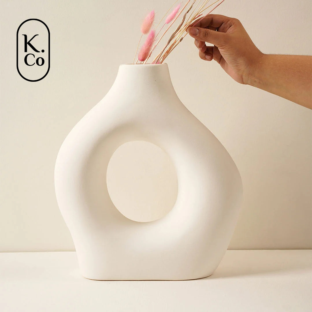 Nordic donut vase