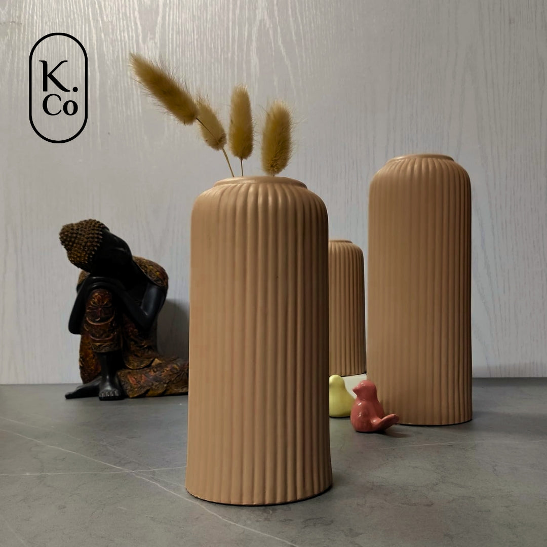 Ribbed vase